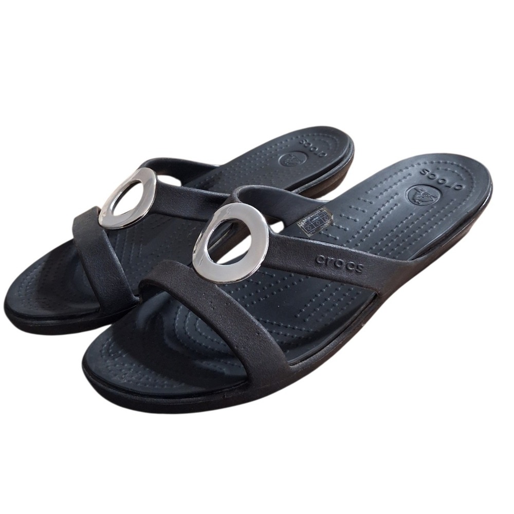 Crocs Sanrah Circle Women's size 9 Slide Metalblock Beachy Summer Resort Sandal